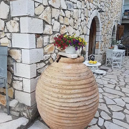 Semesterbostad Casa Di Sofiana By Wood And Stone Ágios Pétros